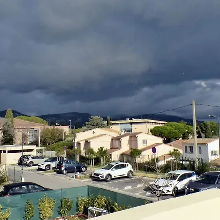 F4 House In With Private Garden * Sanary-sur-Mer