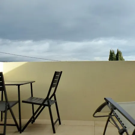 Semesterbostad F4 House In With Private Garden